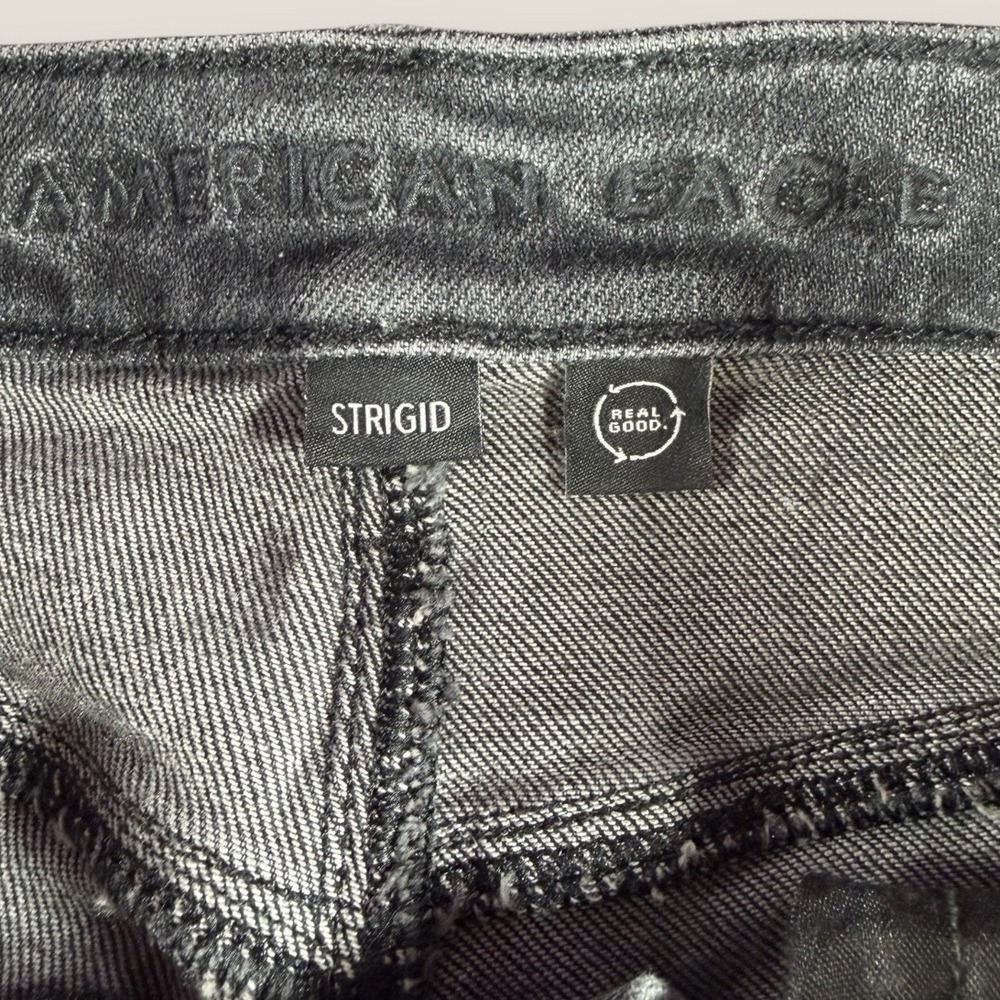 American Eagle Strigid Mom Jeans Women's Size 8 X-Long Black High Rise Denim - Picture 2 of 7